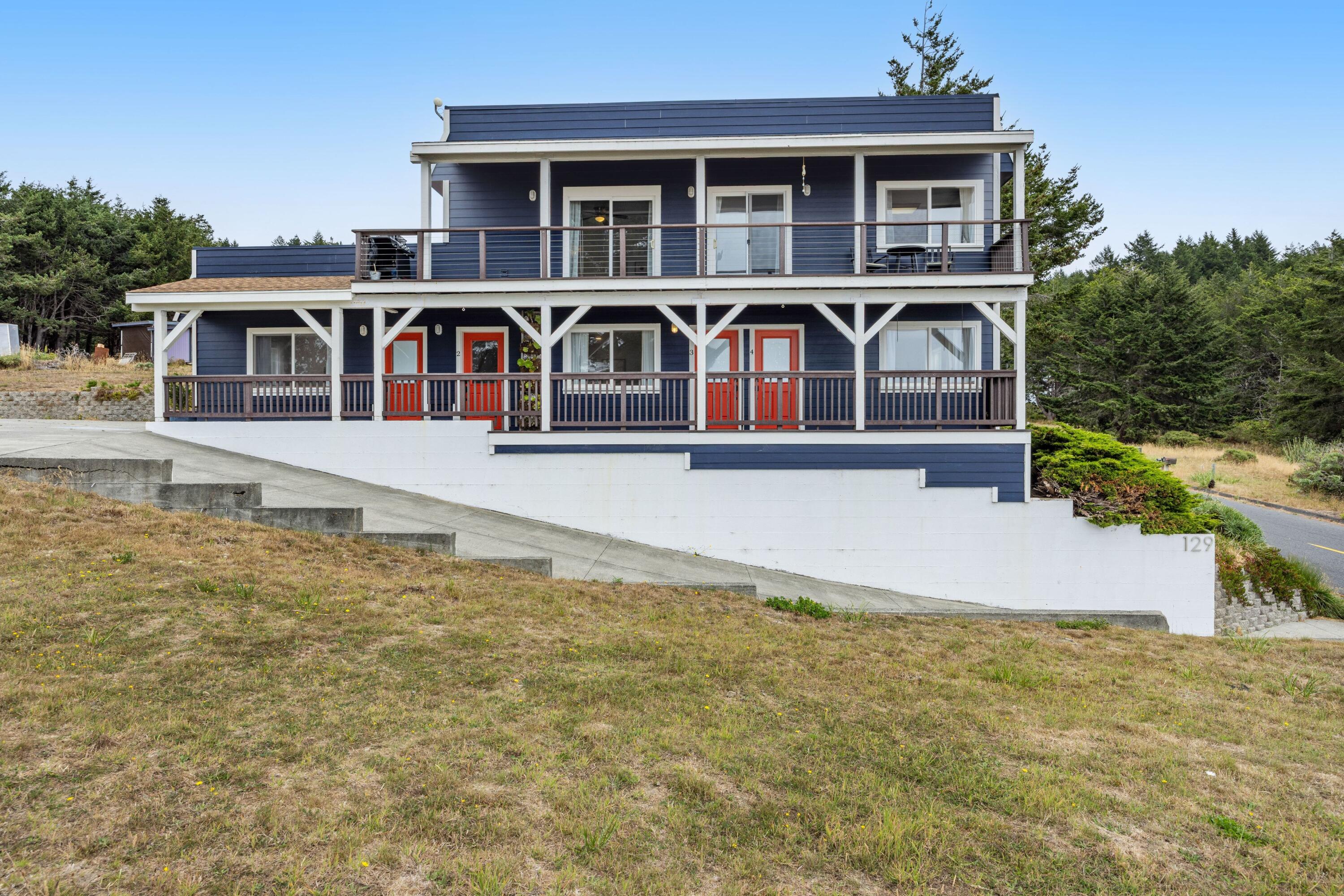 Residential in Shelter Cove