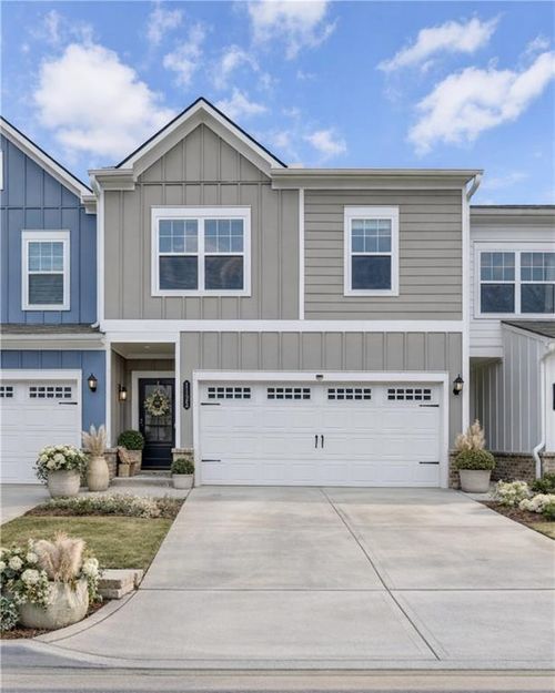 1123 Chastain Dr, Sugar Hill, GA, 30518-7349 | Card Image