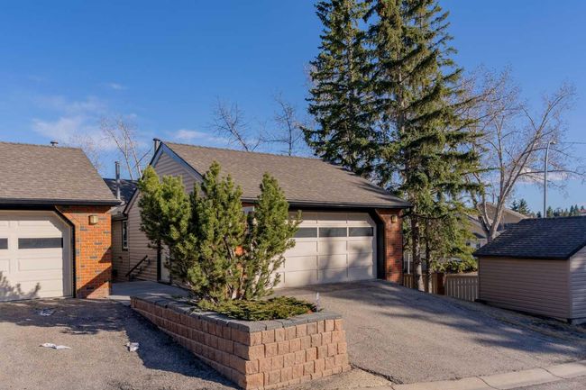 33 - 448 Strathcona Dr Sw, Townhouse with 3 bedrooms, 4 bathrooms and 4 parking in Calgary AB | Image 45