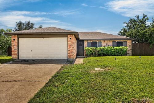 129 W Tamarack Ave, McAllen, TX, 78501-9568 | Card Image