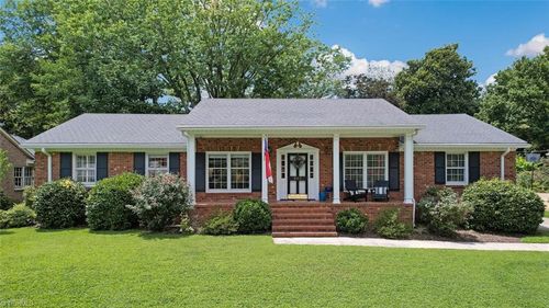 907 Moran Dr, Greensboro, NC, 27410-5431 | Card Image