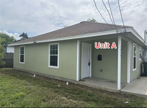201 Edwards St, Corpus Christi, TX, 78404-3830 | Card Image