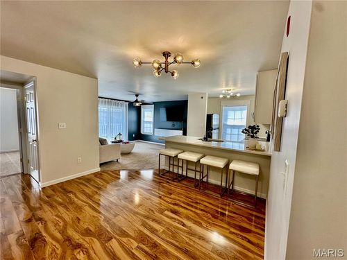 11202 Spring Creek Ln, O Fallon, MO, 63368-7533 | Card Image