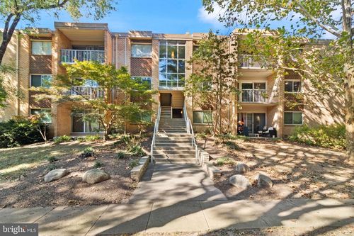 312-2908 Kings Chapel Rd, FALLS CHURCH, VA, 22042-1147 | Card Image