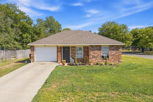 617 6th Ave Ne, Ardmore, OK, 73401-7407 | Card Image