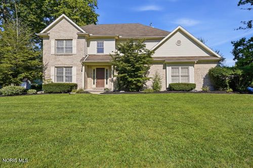9033 Linden Lake Rd, Sylvania, OH, 43560-8962 | Card Image