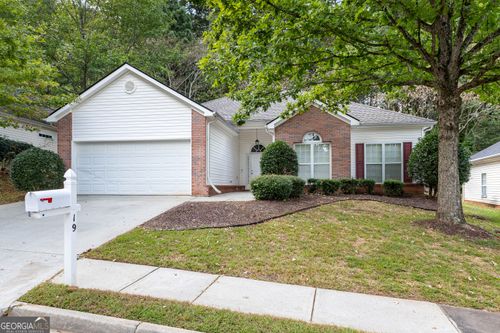 19 Harpers Farm Dr, Newnan, GA, 30263-6753 | Card Image