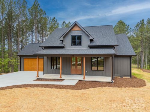 109 Ashley Ct, Mill Spring, NC, 28756-0633 | Card Image