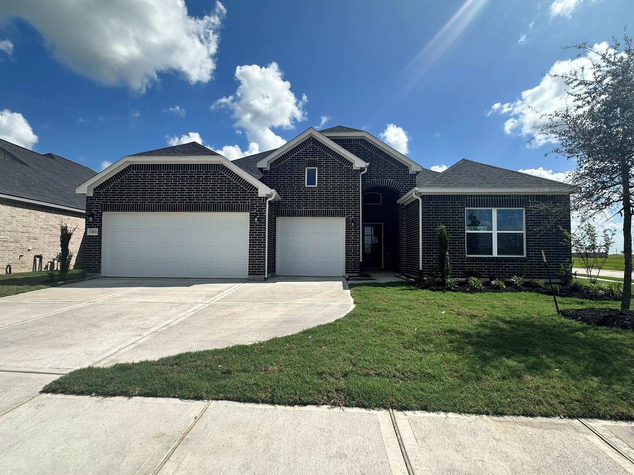 Residential in Iowa Colony