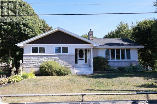 16 Donwood Drive, Charlottetown, PE, C1A5L2 | Card Image