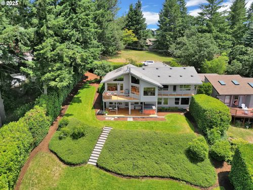 3980 N Shasta Loop, Eugene, OR, 97405-4436 | Card Image