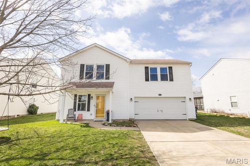 633 Fallen Timber Ln, Mascoutah, IL, 62258-2777 | Card Image