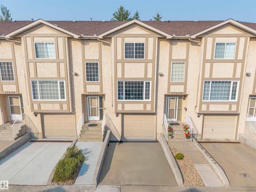 17622 96 Ave Nw, Edmonton, AB, T5T6C2 | Card Image