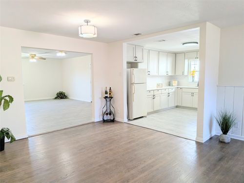 3051 Utah Ave, Dallas, TX, 75216-4335 | Card Image