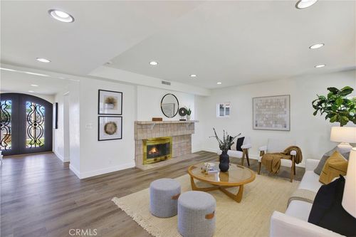 449 S Wellington Rd, Orange, CA, 92869-4731 | Card Image