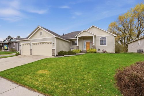 9723 W January Dr, Cheney, WA, 99004-8579 | Card Image