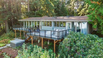 19232 Ridge Road Sw, House other with 3 bedrooms, 1 bathrooms and 2 parking in Vashon WA | Image 3