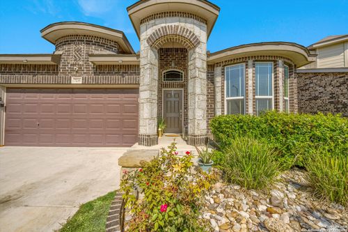 7235 Lunar Eclipse, Converse, TX, 78109-3762 | Card Image