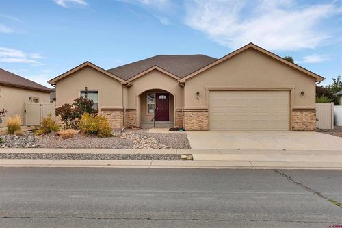 1411 Blue Lake Dr, Montrose, CO, 81403-7391 | Card Image