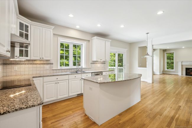 40 Wilders Pass, House other with 4 bedrooms, 5 bathrooms and 4 parking in Canton CT | Image 15