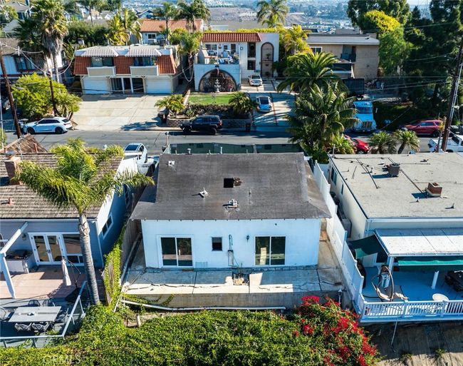 34061 Mazo Dr, House other with 3 bedrooms, 3 bathrooms and 2 parking in Dana Point CA | Image 13