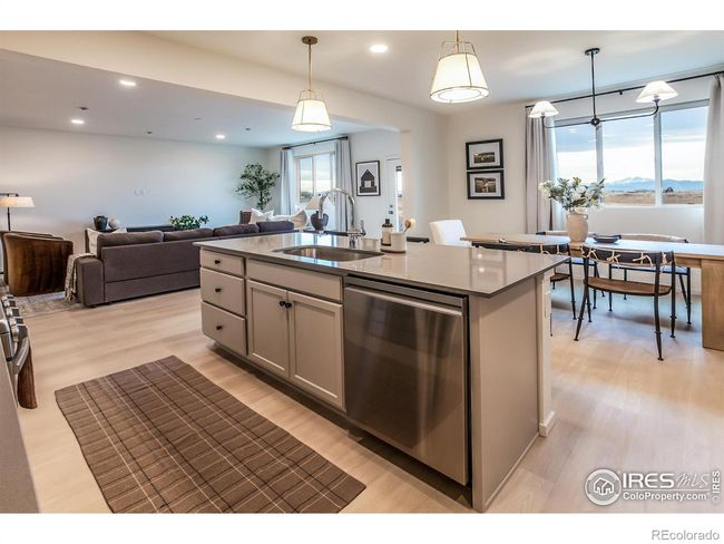 EXAMPLE PHOTO: KITCHEN ISLAND | Image 15