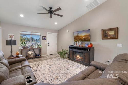 607 Cheri Ct, Kimberly, ID, 83341-5427 | Card Image