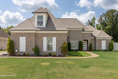 5233 Nail Rd, Olive Branch, MS, 38654-9743 | Card Image