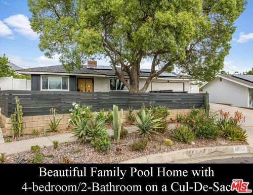 6995 Bonita Dr, Highland, CA, 92346-3223 | Card Image