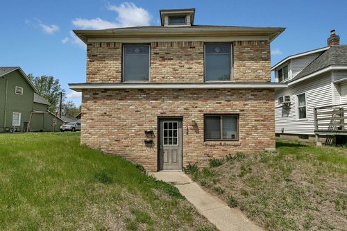 153 10th Ave N, Waite Park, MN, 56387-1021 | Card Image