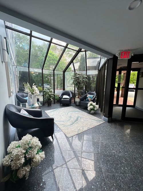 apt-210-9 Broadway, Saugus, MA, 01906-1035 | Card Image