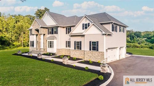 9 Gregory Ct, Monroe, NJ, 08831-3007 | Card Image