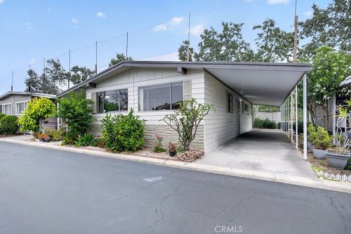 32-24921 Muirlands Boulevard, Lake Forest, CA, 92630 | Card Image