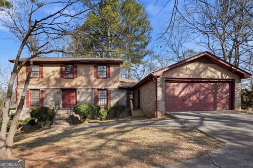 5825 Golden West Trl Sw, Lilburn, GA, 30047-6229 | Card Image