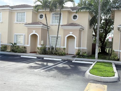 apt-204-7330 Nw 174th Ter, Hialeah, FL, 33015-7290 | Card Image