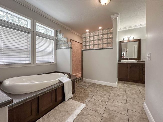 19616 Lanier Rd, House other with 3 bedrooms, 2 bathrooms and 7 parking in Thornton TX | Image 8
