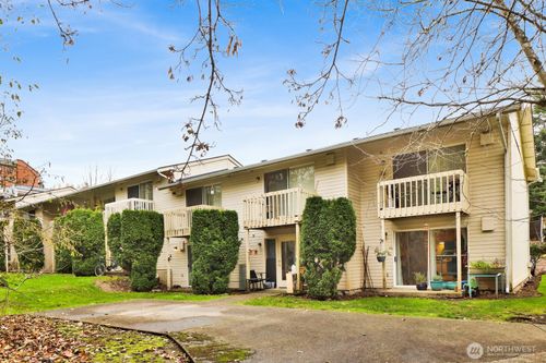 2303 Taylor Avenue, Bellingham, WA, 98225 | Card Image