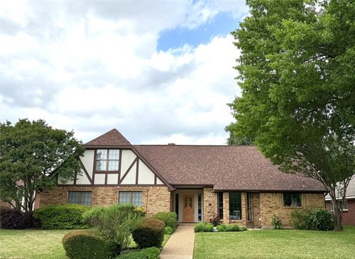 2559 Blackberry Dr, Richardson, TX, 75082-3310 | Card Image