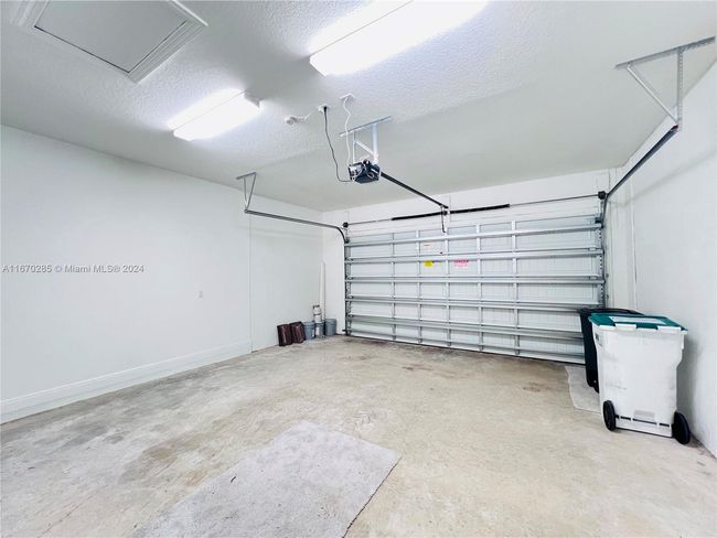 12070 - 12070 N Baypoint Cir, House other with 3 bedrooms, 2 bathrooms and null parking in Parkland FL | Image 29