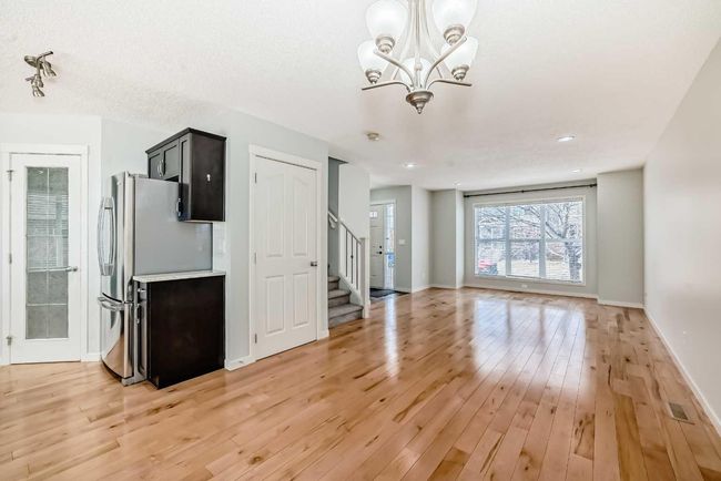 212 Autumn Green Se, House other with 3 bedrooms, 3 bathrooms and 2 parking in Calgary AB | Image 16