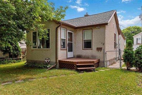 12 Blenheim Ave, Winnipeg, MB, R2M0H8 | Card Image