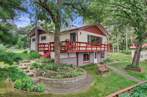 4766 County Road K, Montello, WI, 53949-7827 | Card Image