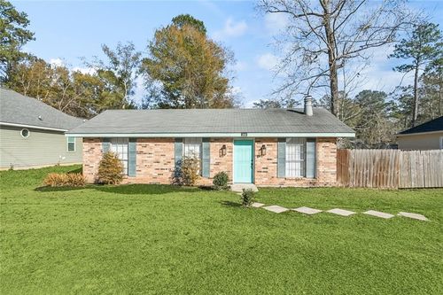 1616 Cherry St, Slidell, LA, 70460-8825 | Card Image