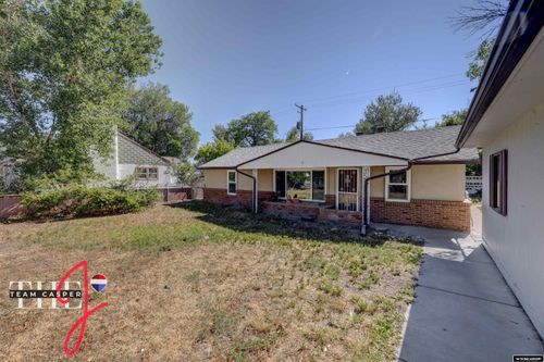 1027 N Washington St, Casper, WY, 82601-1536 | Card Image