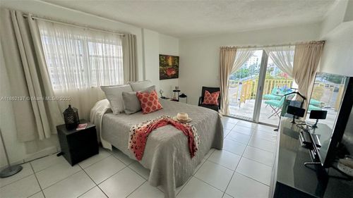 apt-401-1340 Lincoln Rd, Miami Beach, FL, 33139-2212 | Card Image