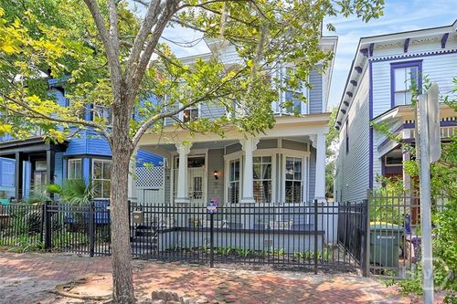 207 W 38th St, savannah, GA, 31401-8801 | Card Image