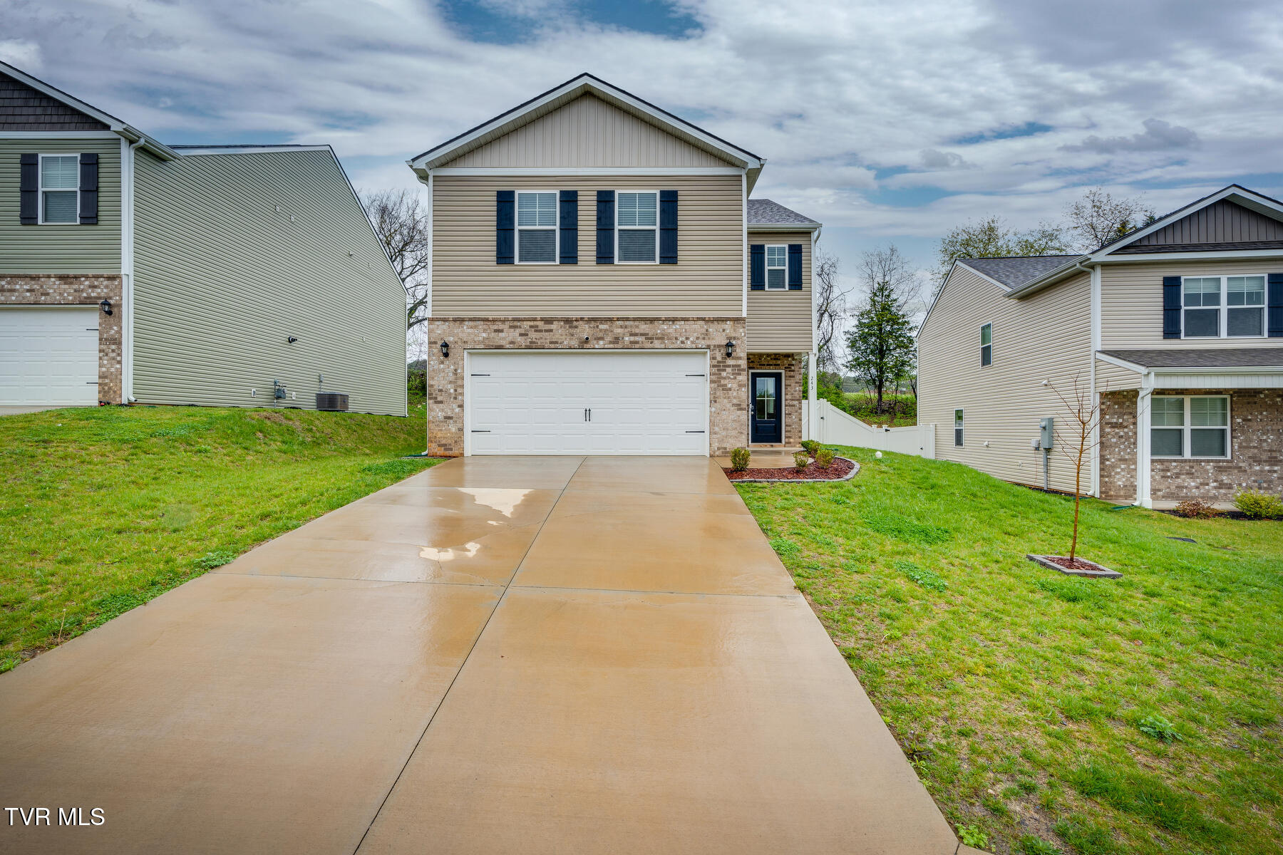 Crockett Dr, Church Hill, TN 37642