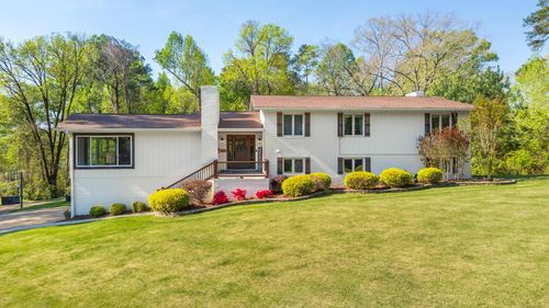 5600 Barrington Country Circle, Ooltewah, TN, 37363 | Card Image