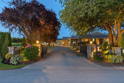 2750 52 St, House other with 3 bedrooms, 5 bathrooms and 16 parking in Delta BC | Image 1