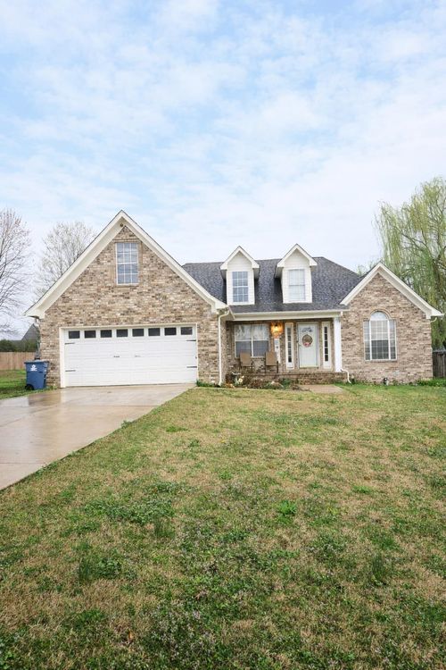 189 Cotton Fall Dr, Atoka, TN, 38004-7712 | Card Image